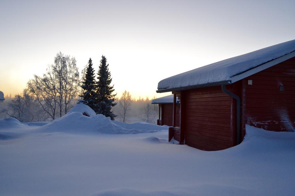 Peurasuvanto Moekit & Camping Exterior photo